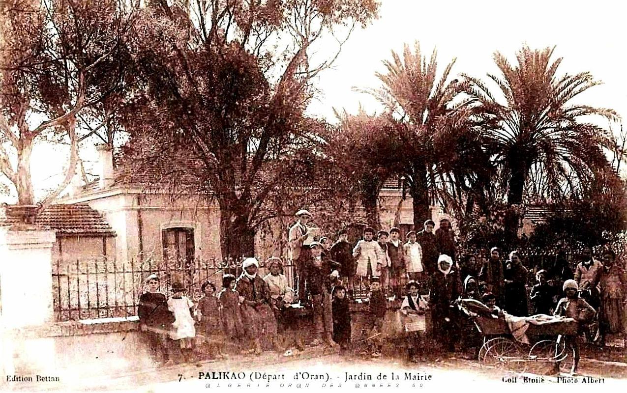 1398- Palikao - Jardin de la Mairie.jpg